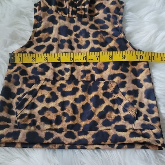 Leopard print sleeveless hoodie and shorts NWOT - Picture 9 of 10